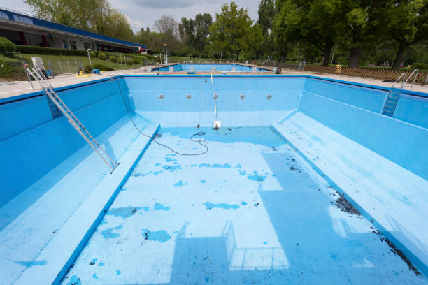 Best Water damage restoration near me  in Holly Springs, MS